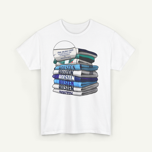 A white t-shirt with a graphic design depicting a stack of books or magazines with the text "Final Bilo 2020" printed on them.